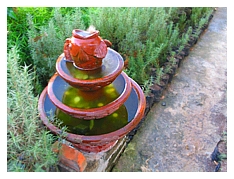 little fountain at the entrance of ilog maria honeybee farms....also in tagaytay =)